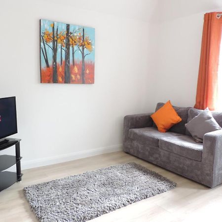 Park House - City Centre Apartment Peterborough Exteriör bild