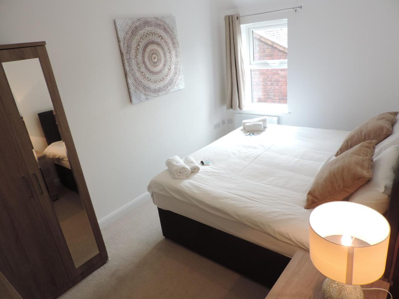 Park House - City Centre Apartment Peterborough Exteriör bild